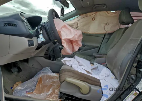 2011 Honda Insight Ex z USA, uszkodzony, nr VIN JHMZE2H71BS011908